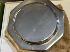 Dessous de bouteille en métal argenté Christofle modèle Villars