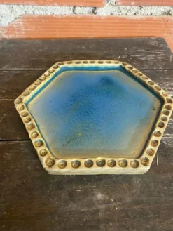 Dessous de plat ancien en grès émaillé bleu, France