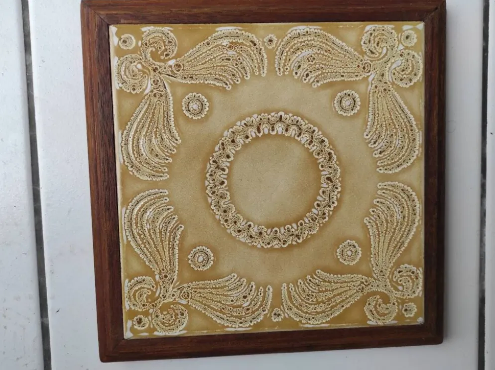 Dessous de plat bois et céramique
