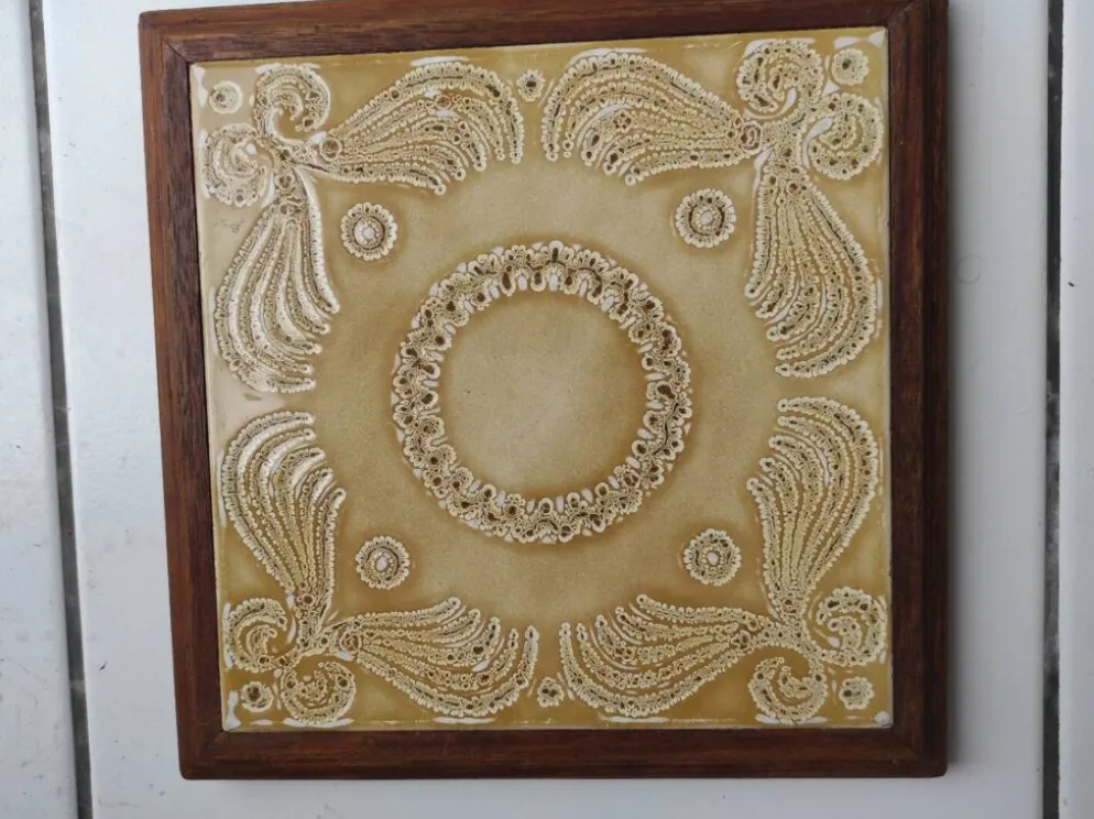 Dessous de plat bois et céramique