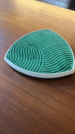 Dessous de plat, centre de table en céramique Sarreguemines