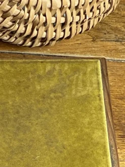 Dessous de plat en céramique et bois