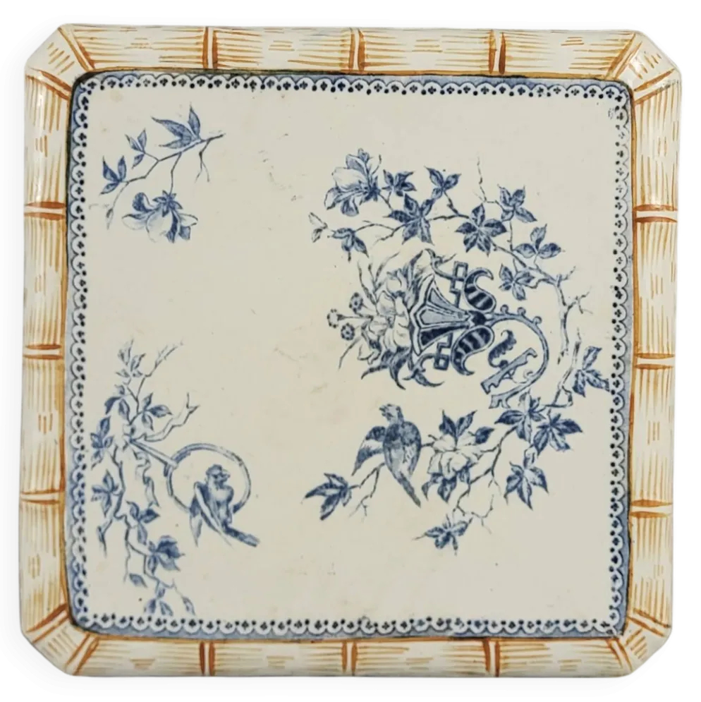 Dessous de plat en faïence Creil et Montereau