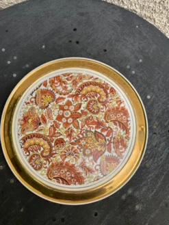 Dessous de plat en faience, centre de table motif cachemire, vintage 1960, estampille B france