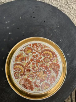 Dessous de plat en faience, centre de table motif cachemire, vintage 1960, estampille B france