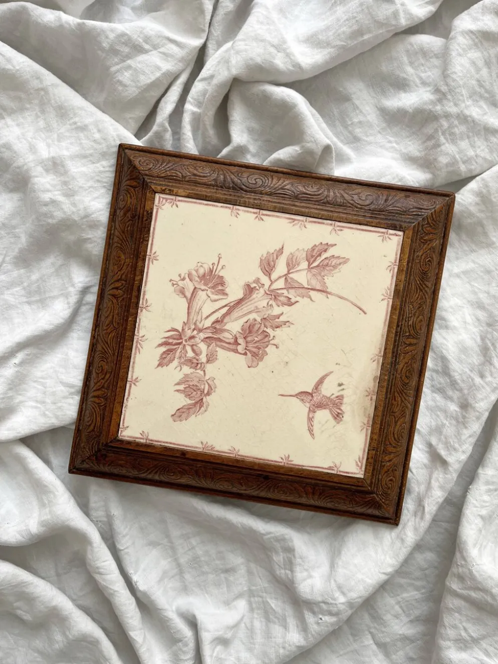 Dessous de plat en terre de fer "Oiseau mouche" Gien