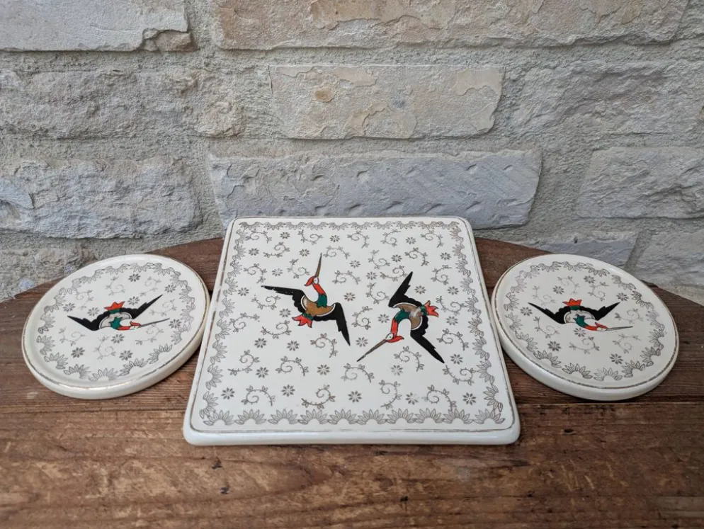 Dessous de plat et 2 dessous de bouteille Longwy modèle Chypre