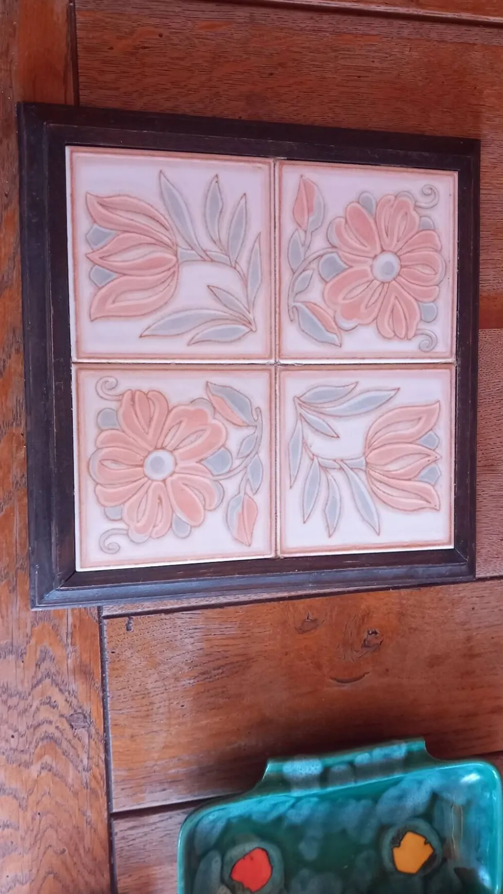 Dessous de plat faïence céramique motifs floral tons pastel