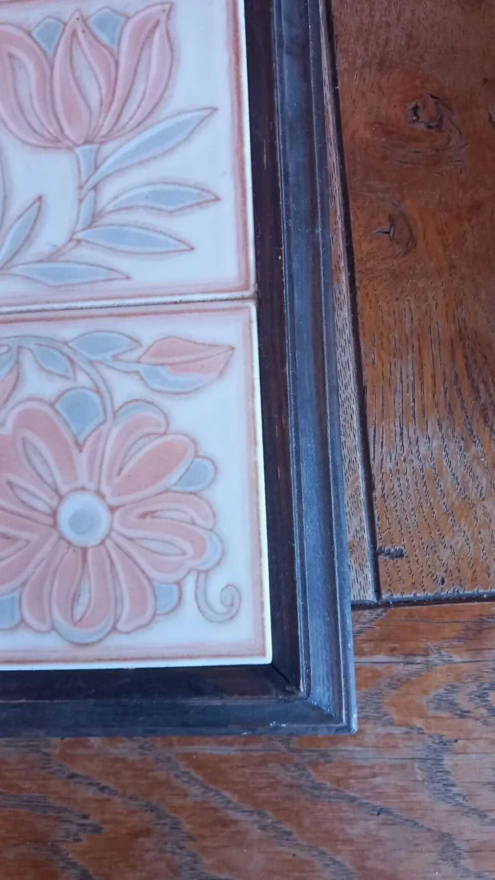Dessous de plat faïence céramique motifs floral tons pastel