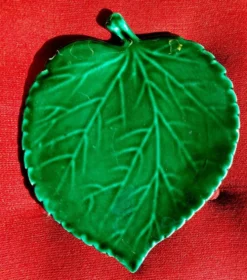 Dessous de plat feuille