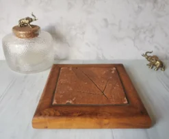 Dessous de plat feuilles bois et carreau