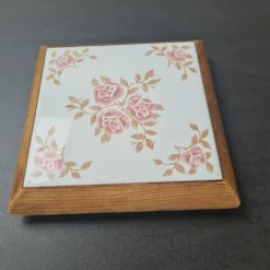 Dessous de plat fleuri