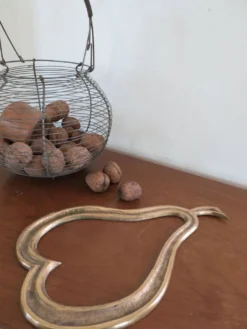 Dessous de plat poire en laiton