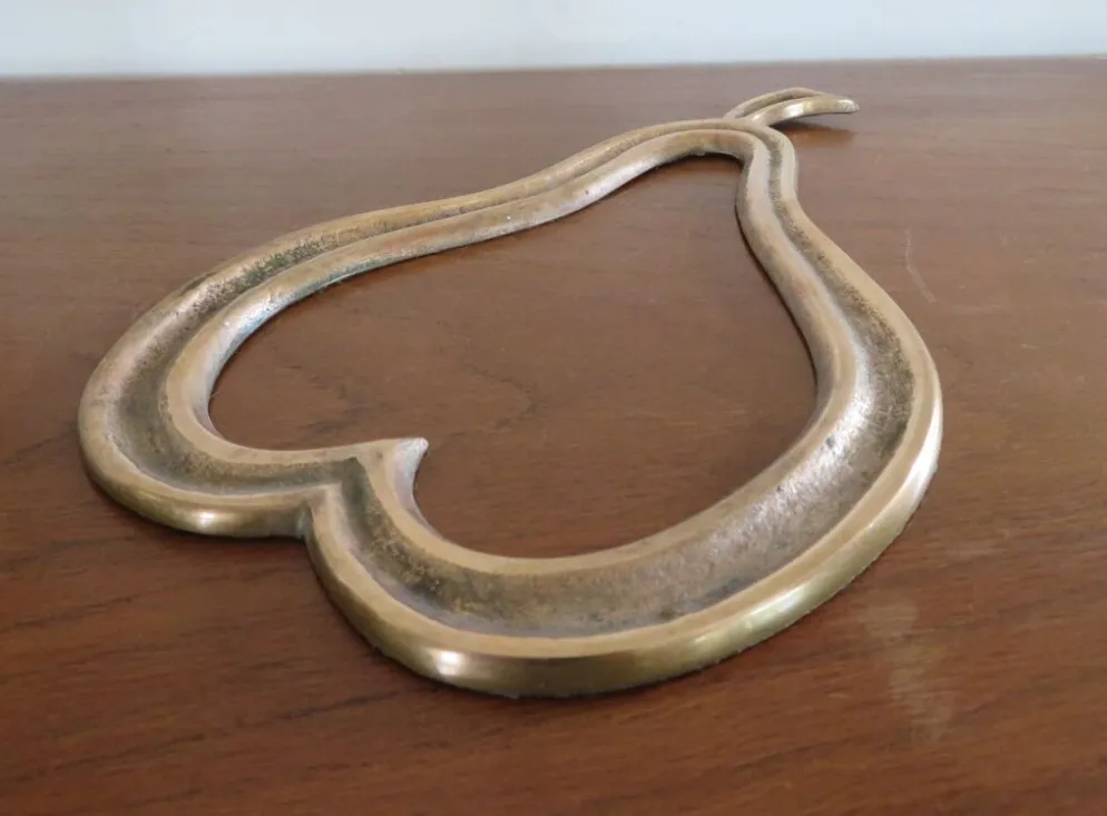 Dessous de plat poire en laiton