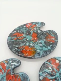 Dessous plat bouteille plateau palette de peintre céramique multicolore pop