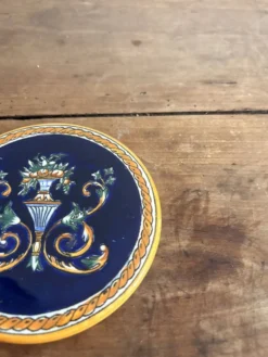 Dessous Verre Bouteille Faïence Gien Modèle Renaissance Ange Angelot Putti