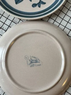 Deux assiettes à dessert Longchamp