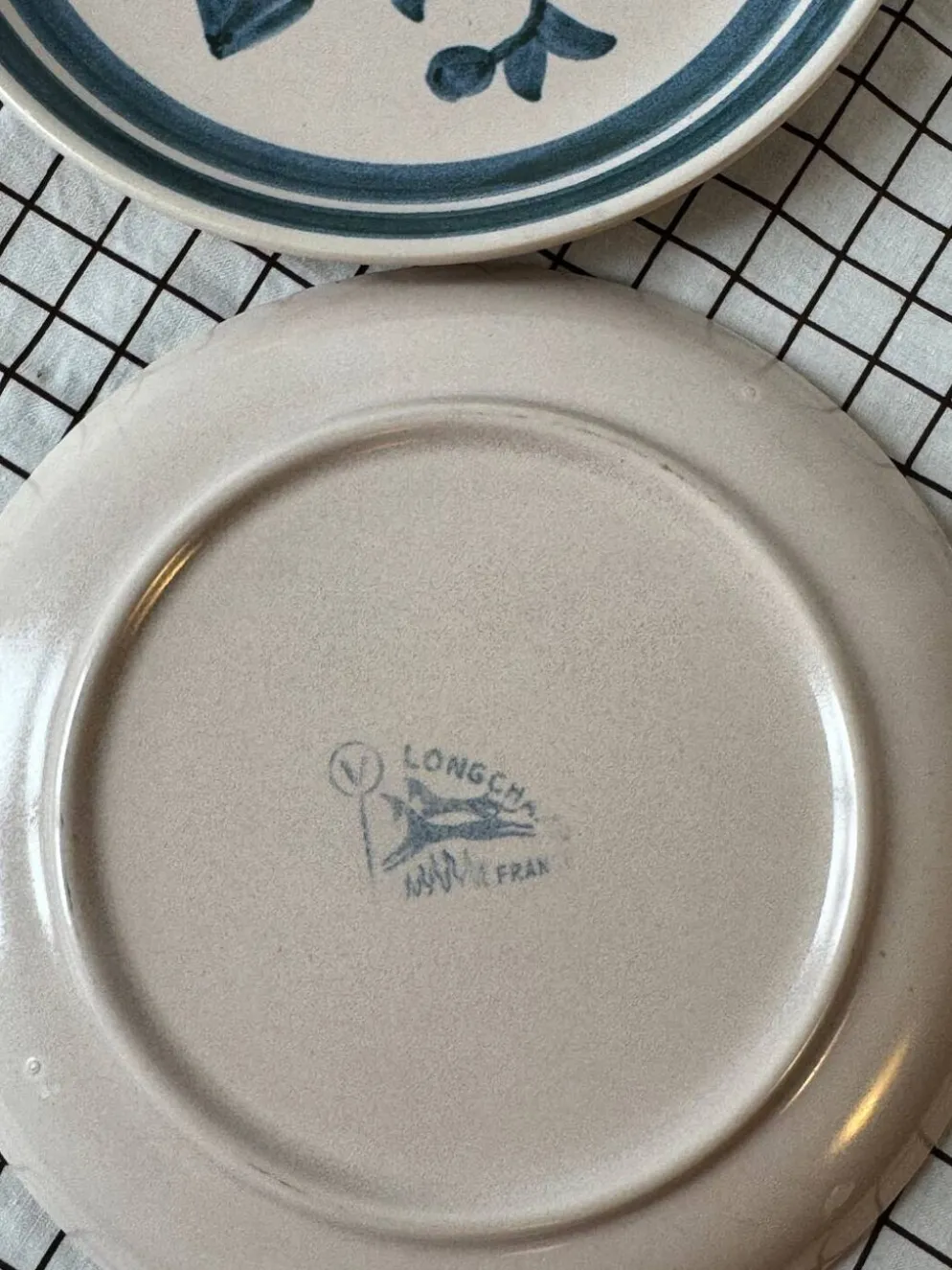 Deux assiettes à dessert Longchamp