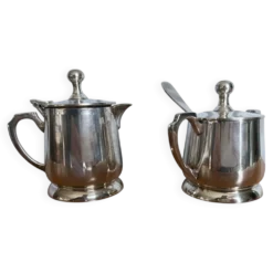 Deux petits pots service à thé métal argenté EPNS XXème