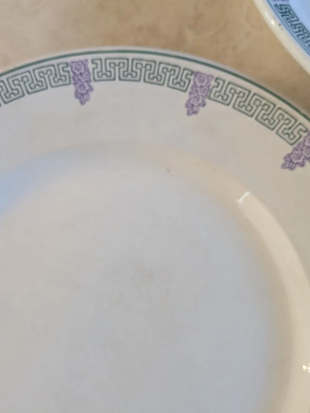 Deux plats de service Longwy Janina
