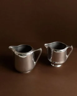Deux saucières en aluminium argenté Art Nouveau par Newmaid Picquot Ware, Angleterre, années 1950 - ensemble de 2.