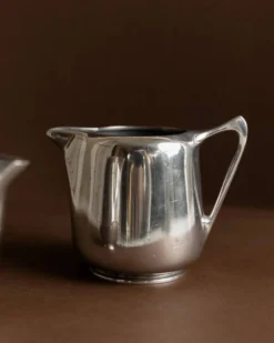 Deux saucières en aluminium argenté Art Nouveau par Newmaid Picquot Ware, Angleterre, années 1950 - ensemble de 2.