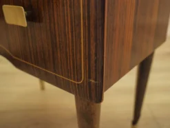 Deux tables de chevet, placage en acajou, Italie, années 1970