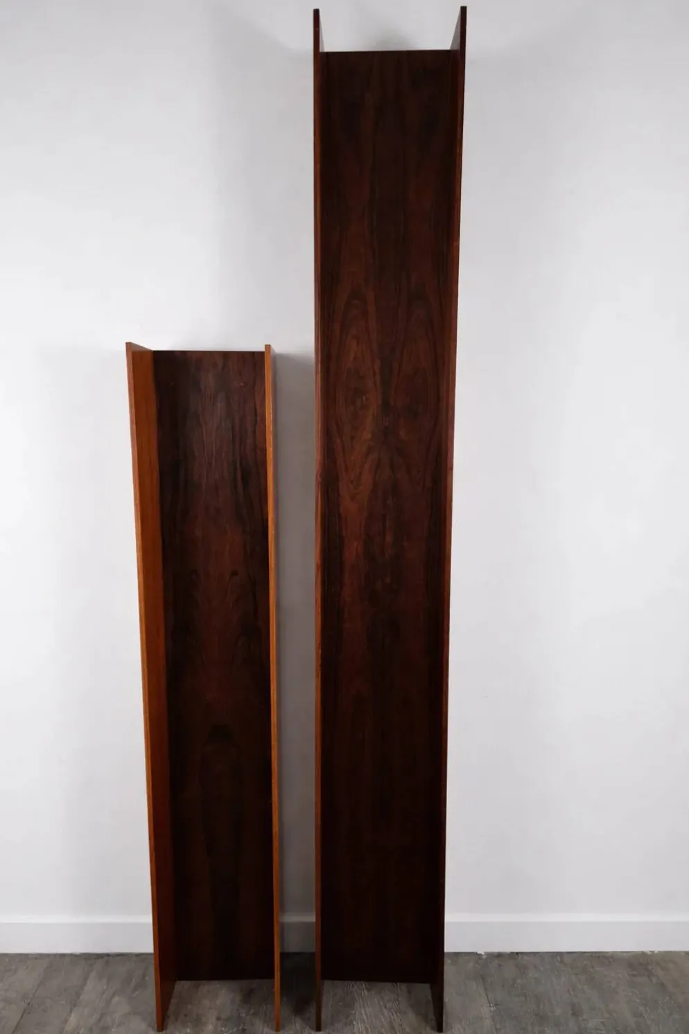 Deux étagères en palissandre par Wilhelm Renz, Allemagne, 1960.