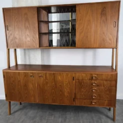 Double enfilade en teck, Danemark, années 1960.