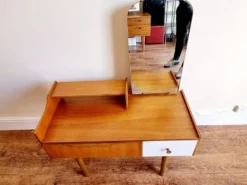 Dressing des années 1960