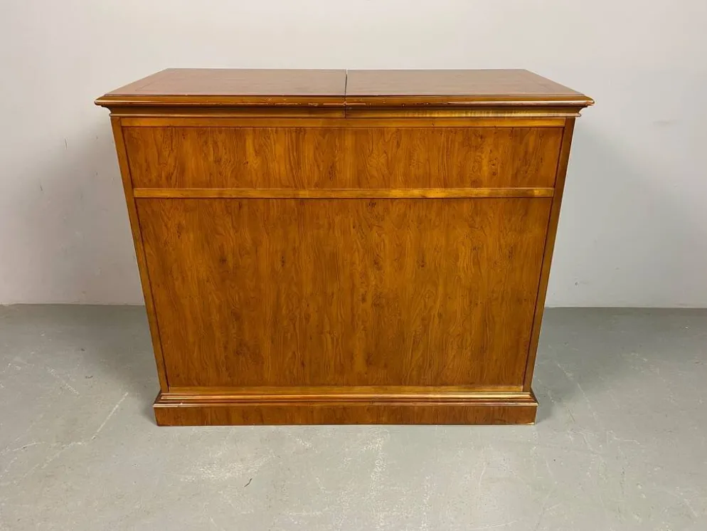 Drexel Heritage Bar à vin / Buffet des années 1970