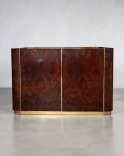Dry Bar en loupe de noyer et laiton à plateau miroir, Italie 1970
