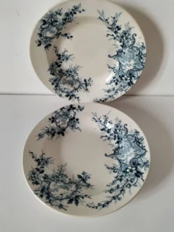 Duo d’assiettes creuses Hte Boulenger & Cie Choisy-le-Roi, circa 1885–1900.