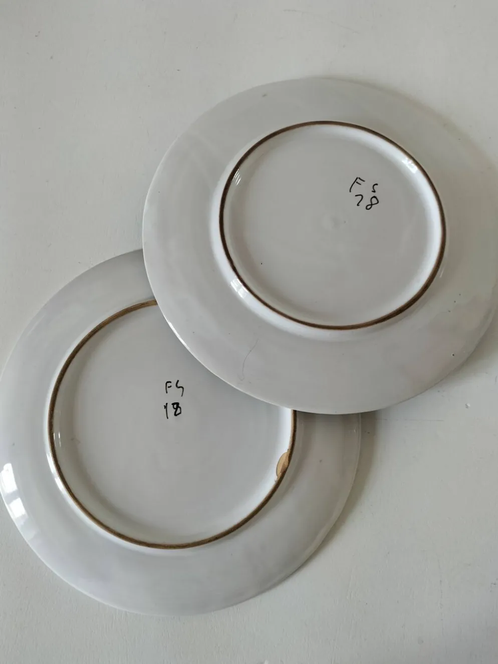 Duo d’assiettes Deruta Etrusca coq vert majolique italienne