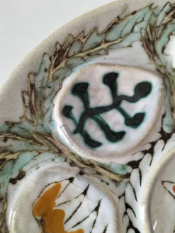 Duo d'assiettes à huîtres MBFA Pornic modèle Penerff, années 60-70