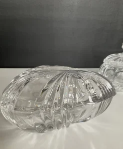 Duo de bonbonnières vintage en cristal et verre