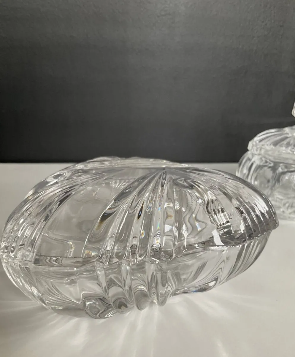 Duo de bonbonnières vintage en cristal et verre