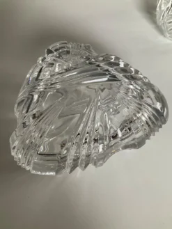 Duo de bonbonnières vintage en cristal et verre