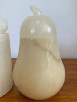 Duo de boîtes, bonbonnières vintage en albâtre