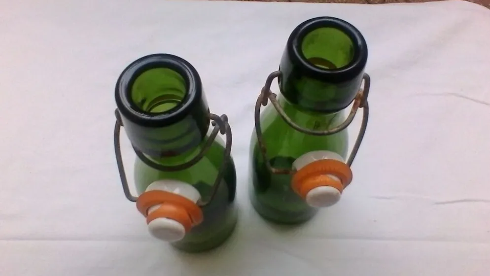 Duo de bouteilles vintage Bulach