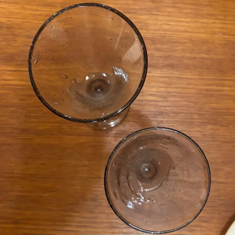 Duo de flûtes à champagne en verre de Biot