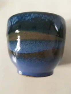 Duo de gobelets en grès émaillé bleu et vert