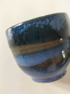 Duo de gobelets en grès émaillé bleu et vert