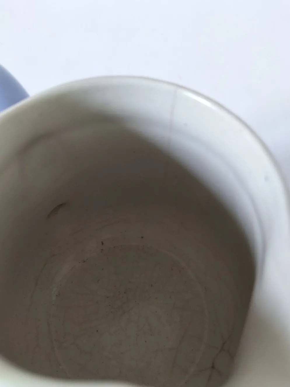 Duo de pots à lait en céramique pastel – Bleu lavande & crème vintage