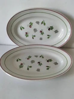 Duo de raviers en terre de fer – fleurs stylisées années 50