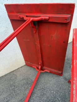 Duo de table bistrot pieds en fonte