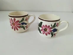 Duo de tasses anciennes Saint-Amand – Décor floral 4146 (années 1930–50)