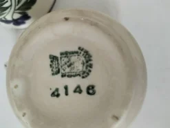 Duo de tasses anciennes Saint-Amand – Décor floral 4146 (années 1930–50)