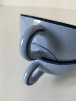 Duo de tasses et sous-tasses en céramique émaillée années 60-70