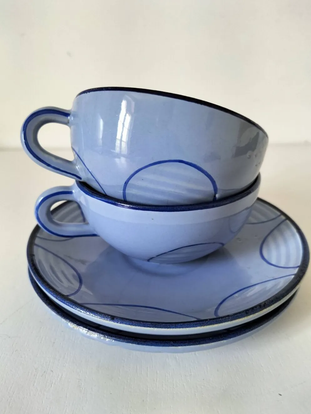 Duo de tasses et sous-tasses en céramique émaillée années 60-70